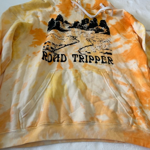 Pura vida NWT road tripper orange white tie dye long sleeve pullover sweatshirt - Picture 12 of 13